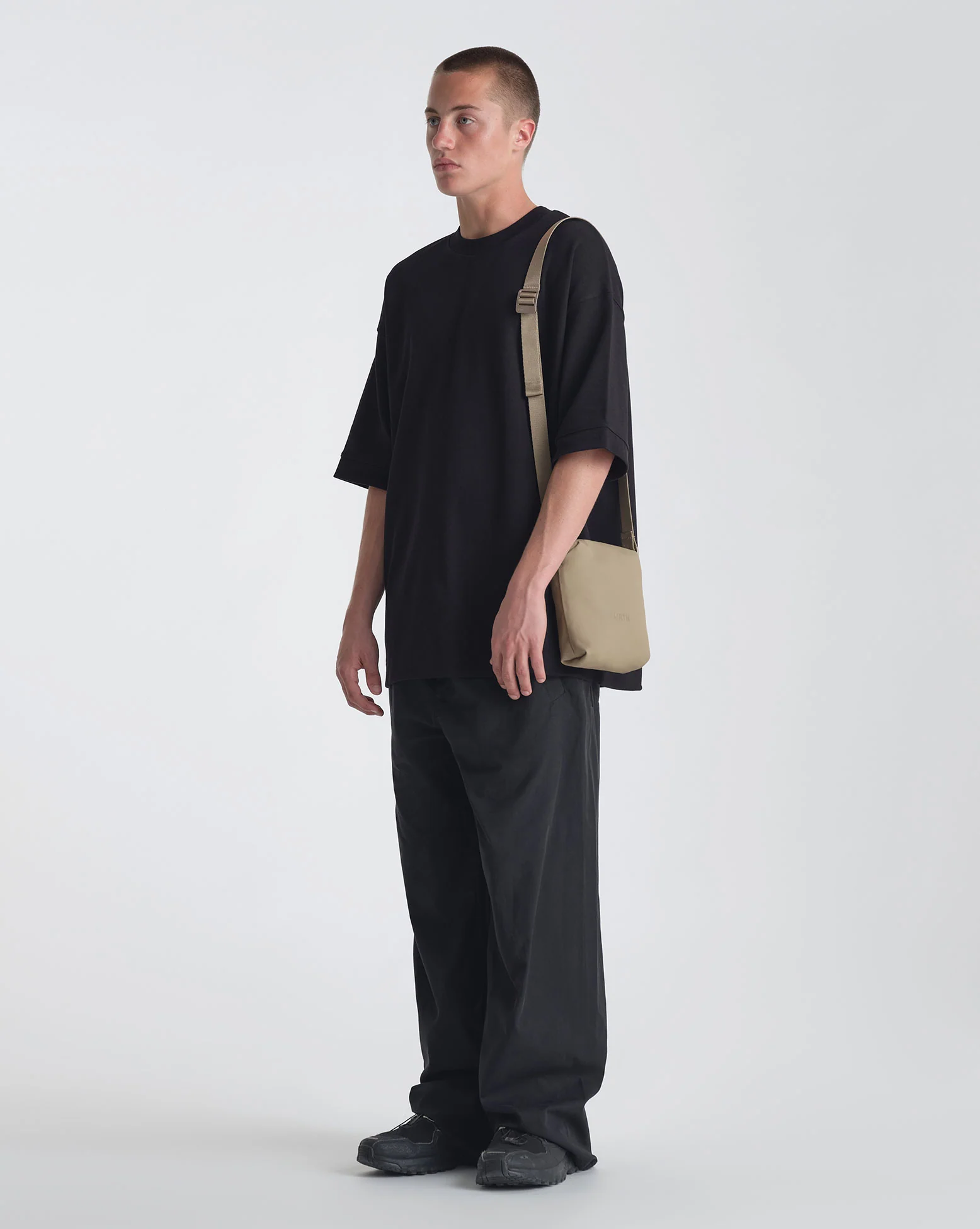Andesite Camera Pouch - Image 11